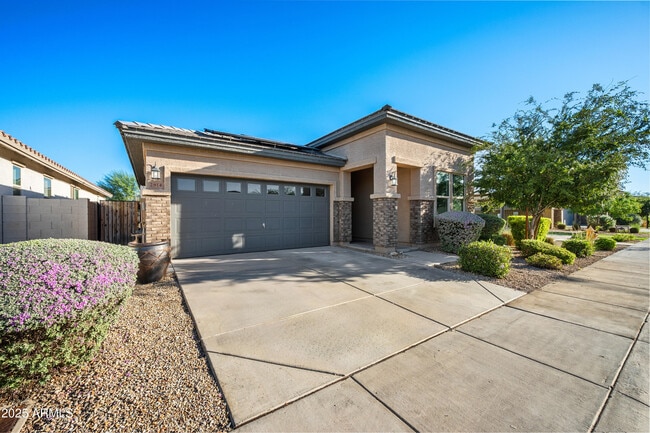 Foto del edificio - 2814 W Apollo Rd