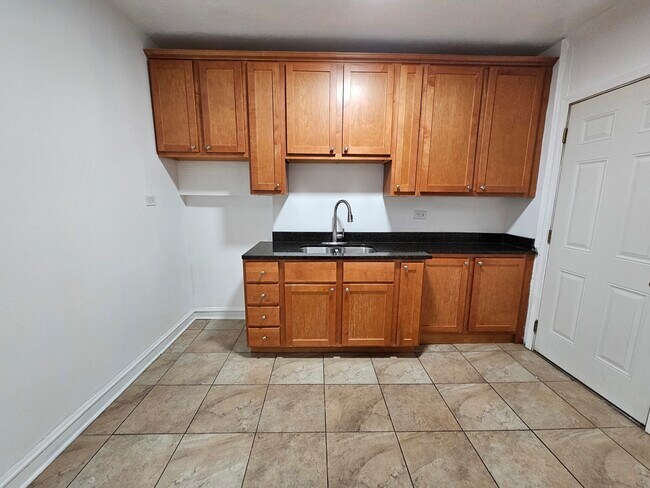 Foto del edificio - 6551 N Francisco Ave