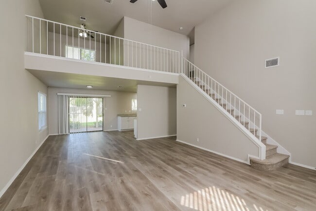 Foto del edificio - 9339 Autumn Sun