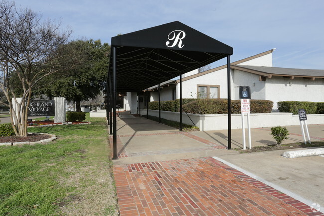 Foto del edificio - Richland Village Apartments