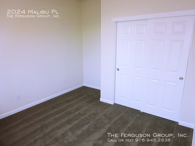 Building Photo - 2024 Malibu Place