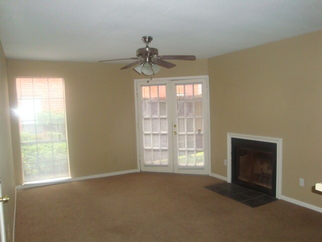 2-1 Living Room - 12500 Sandpiper Dr