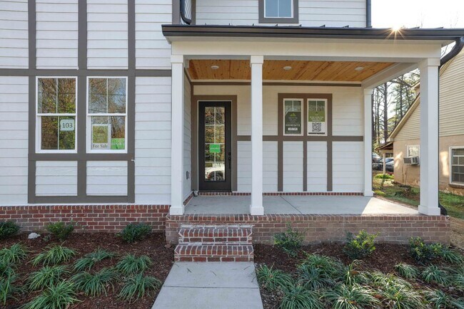 Foto del edificio - Short distance from historic Downtown Fran...