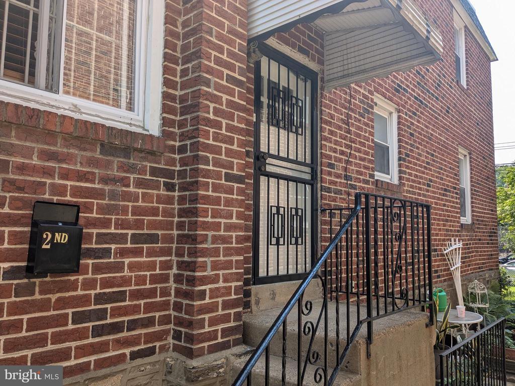 Primary Photo - 6214 N 10th St