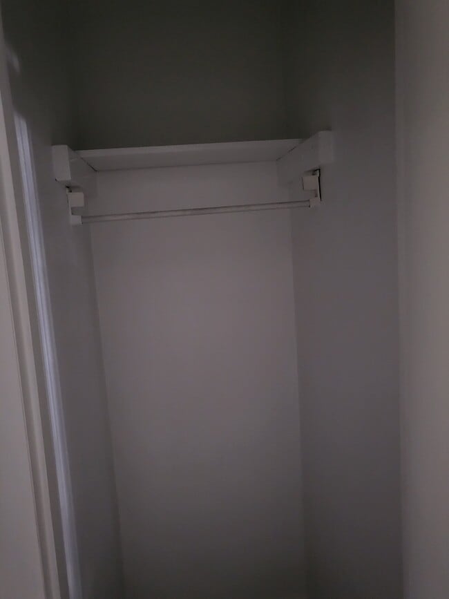 Building Photo - Park Avenue Apartments