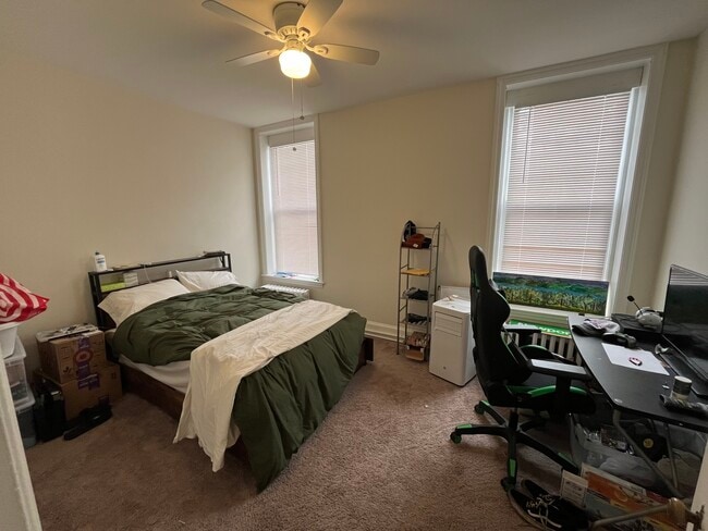 Building Photo - 20 Veterans Sq