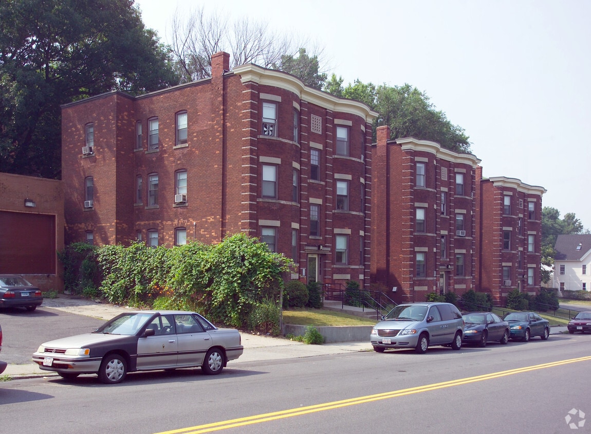 Primary Photo - 443-453 Taylor St