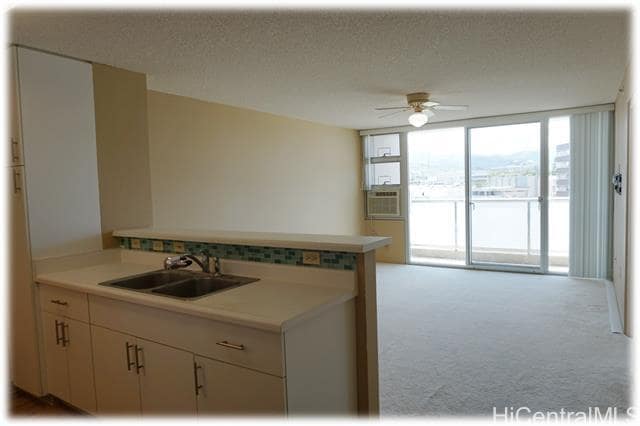 Foto del edificio - 3009 Ala Makahala Pl