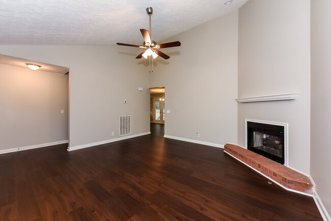Building Photo - 178 Bradford Cir