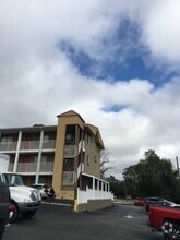 Building Photo - 253 Hayden Rd