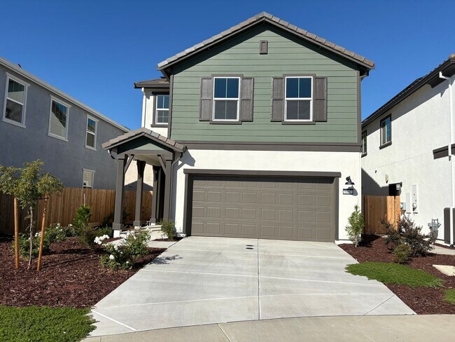 Foto del edificio - Beautiful New 3 Bedroom Home in the Heart ...