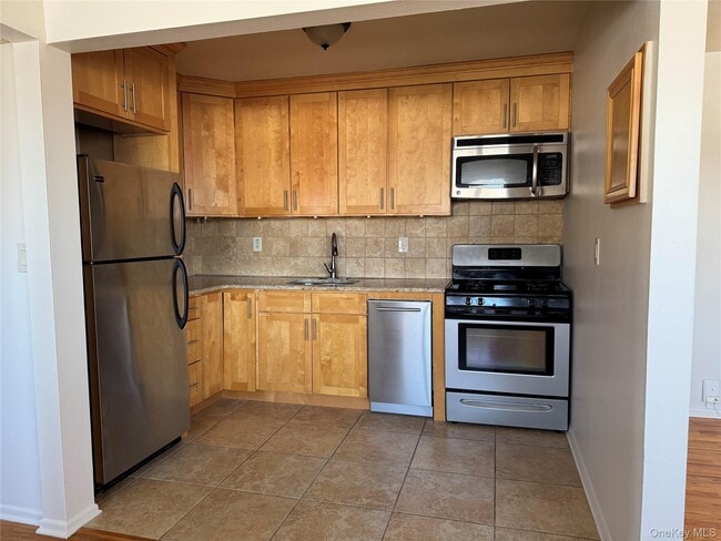 Foto del edificio - 229 N Middletown Rd