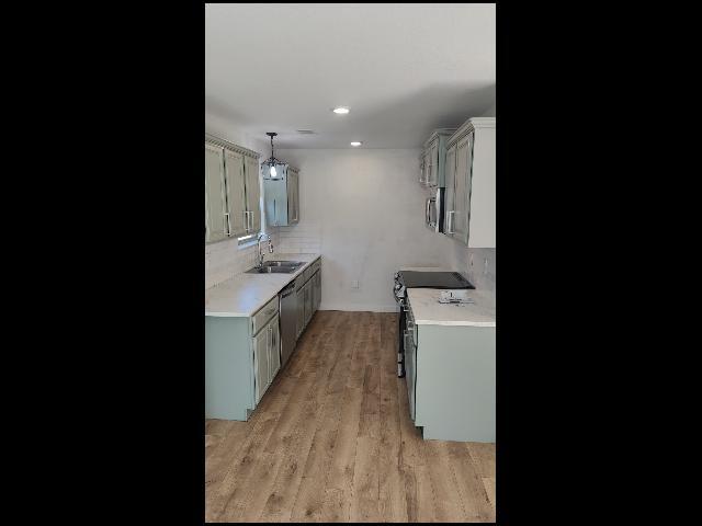 Building Photo - 1350 N Parker St