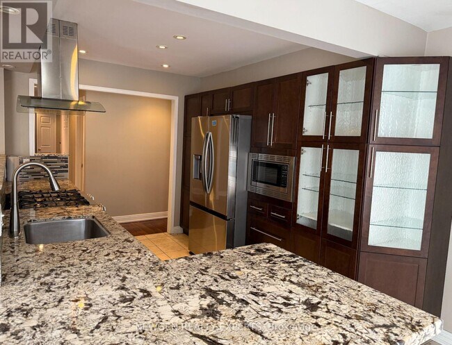 Photo du bâtiment - 2636 Credit Valley Rd