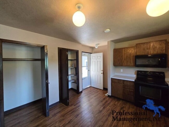 Building Photo - 2 bedroom in Billings MT 59101