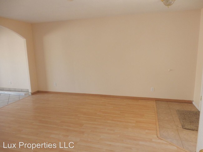 Building Photo - 6615 Tauton Rd NW