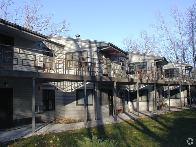 Building Photo - 1729 N High Point Rd