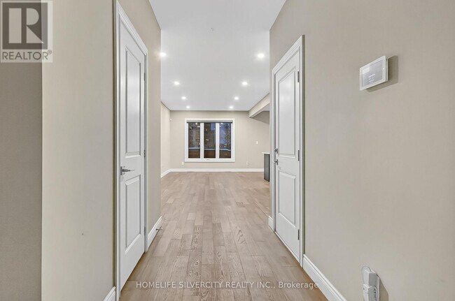 Photo du bâtiment - 1601 Henrica Ave