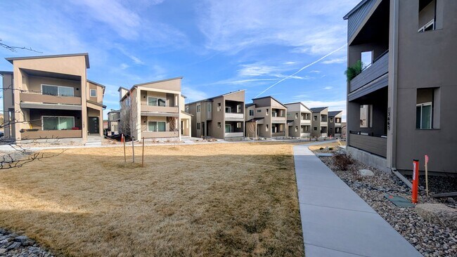 Foto del edificio - 13665 Frost Bitten Grv