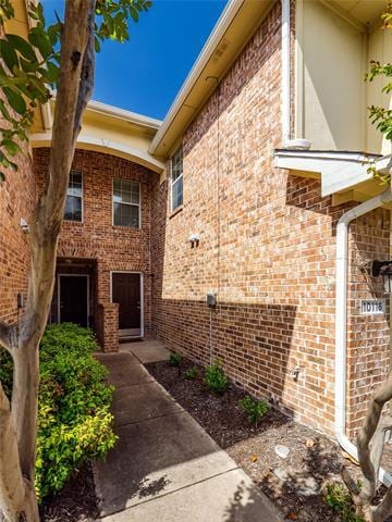 Building Photo - 10116 Wake Bridge Dr