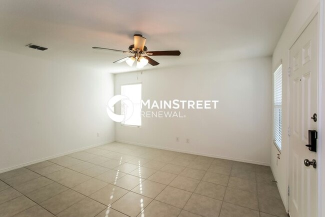 Foto del edificio - 3 Bedroom Pet-Friendly Home in Princeton, ...