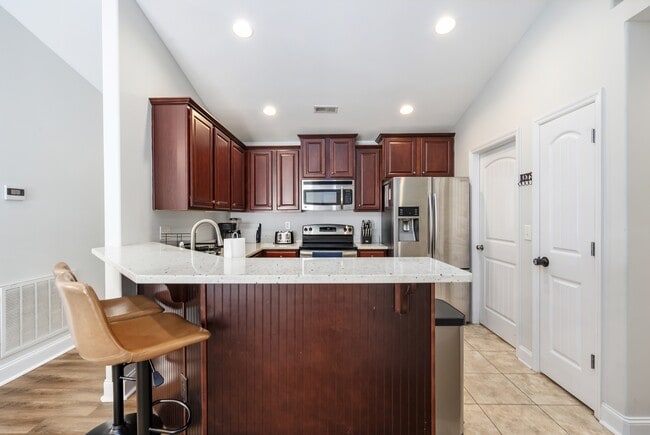 Building Photo - 265 Harold Murphy Dr