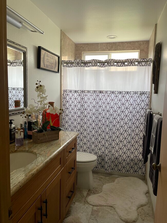 Foto del edificio - 55 Kepola Plz