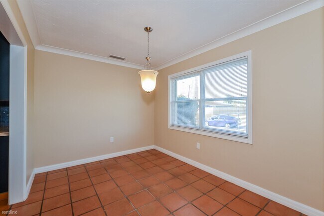Building Photo - 3 br, 2.5 bath House - 2918 SUNNYSIDE ST