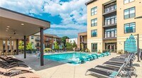 Foto principal - 2505 Veteran Ln