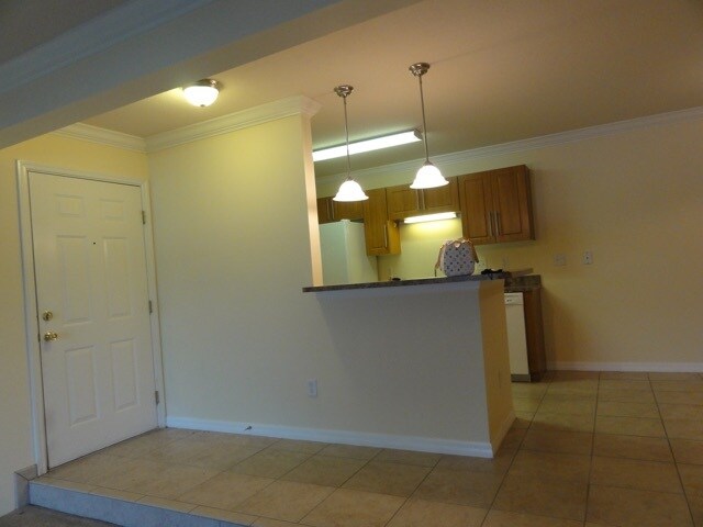 Foto del edificio - 155 N Pearl Lake Causeway