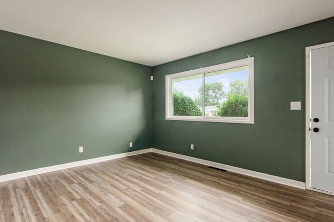 Building Photo - 5068 Tremaine Ct