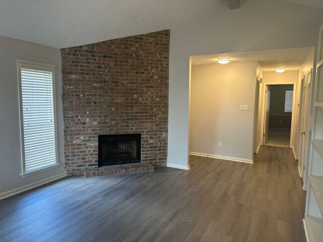 Foto del edificio - College Station - 2 bedroom / 2 bath condo...