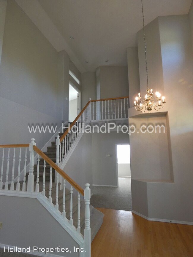 Foto del edificio - 4 br, 3 bath House - 15385 NW Dane Lane