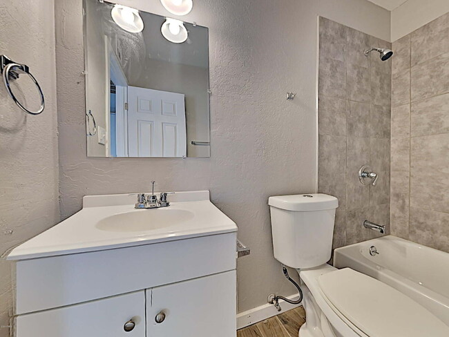 Photo - Modern Comfort in Mesa – 2-Bedroom with Ya... Apartment