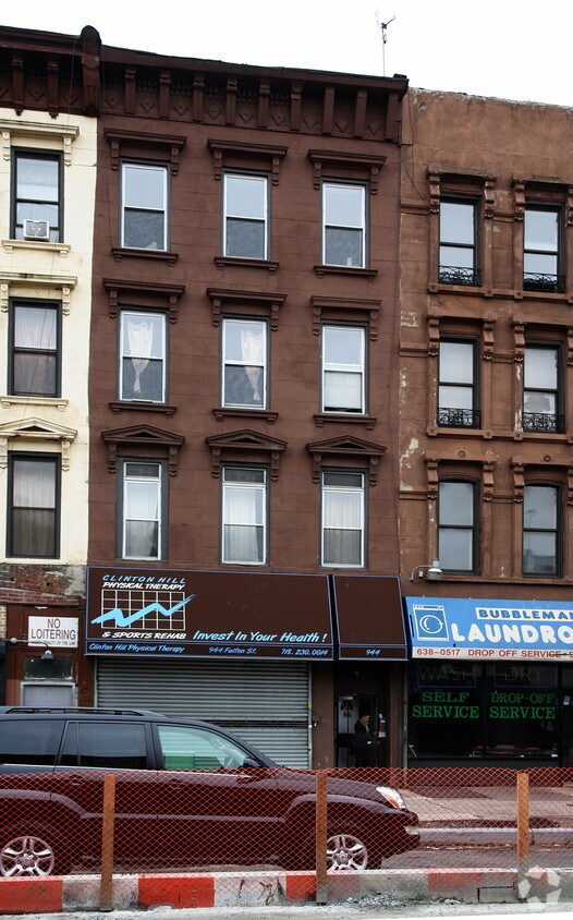 Foto del edificio - 944 Fulton St