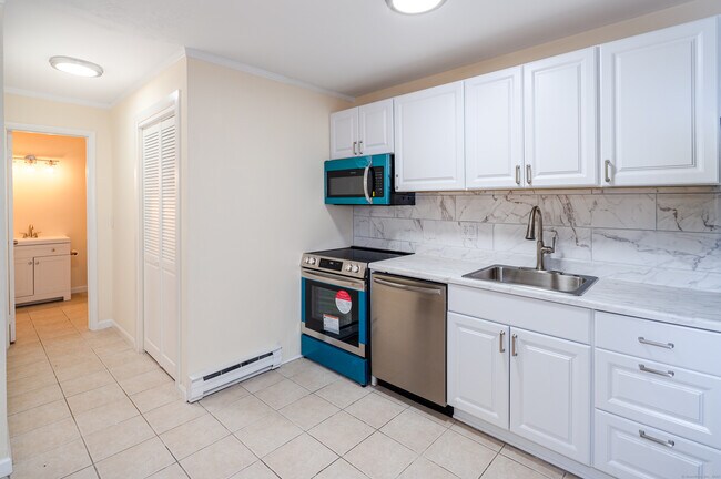 Foto del edificio - 267 W Cedar St