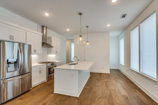Foto del edificio - 106 Chester Ct