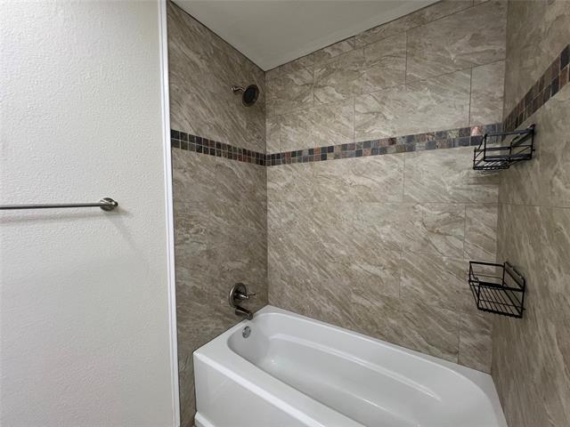 Building Photo - 6709 Fair Meadows Dr