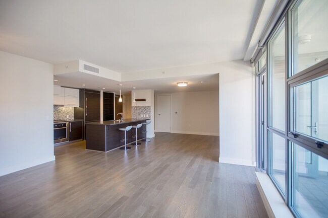Foto del edificio - 480 Mission Bay Blvd N