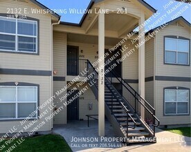 Building Photo - 2132 E Whispering Willow Ln