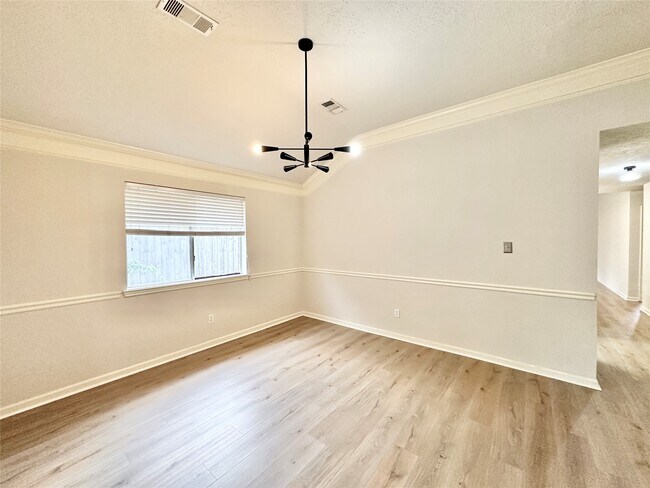 Foto del edificio - 3907 Crystal Pass Ct