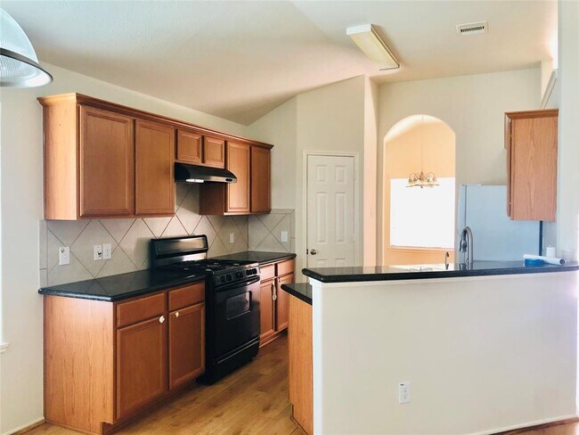 Foto del edificio - 13816 Magnolia Lake Ln