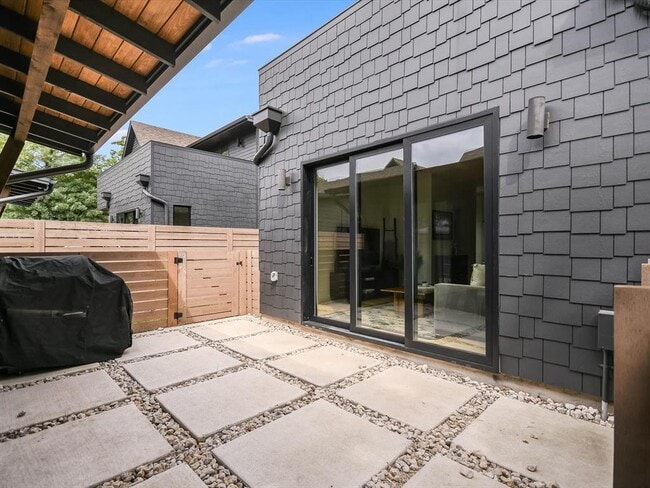Building Photo - 4429 Gillis St