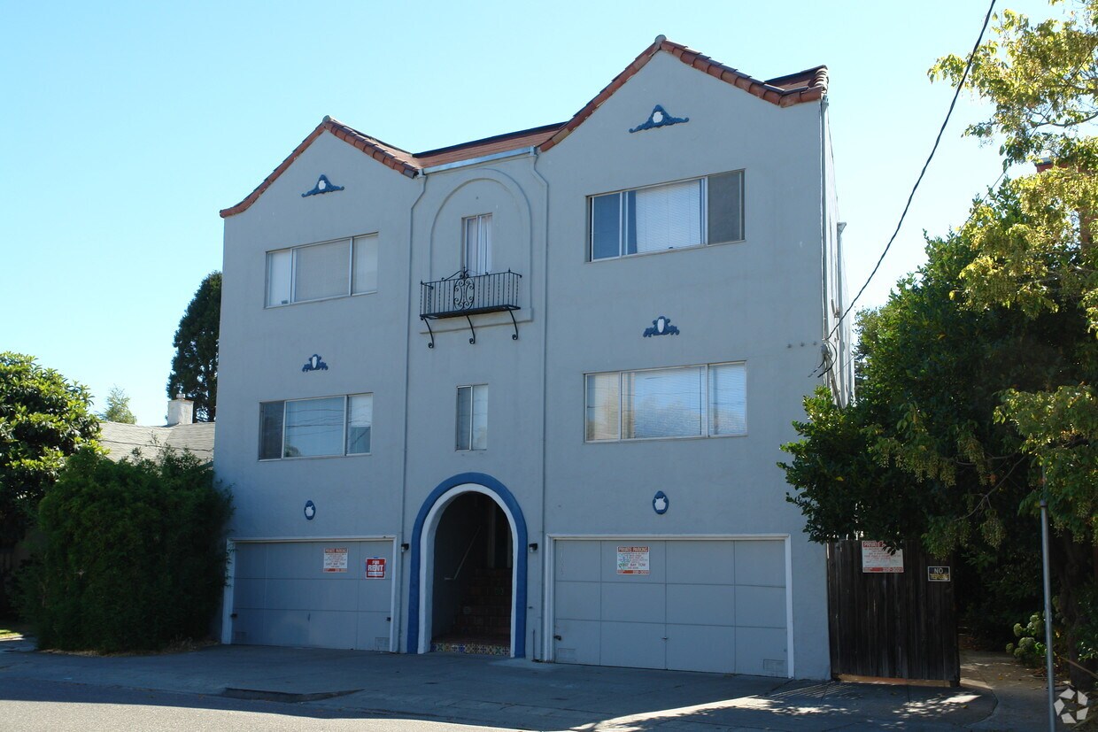 Foto del edificio - 4126 Opal St