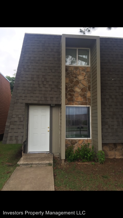 Primary Photo - 2 br, 2 bath House - 1310 Northcliff Ave.