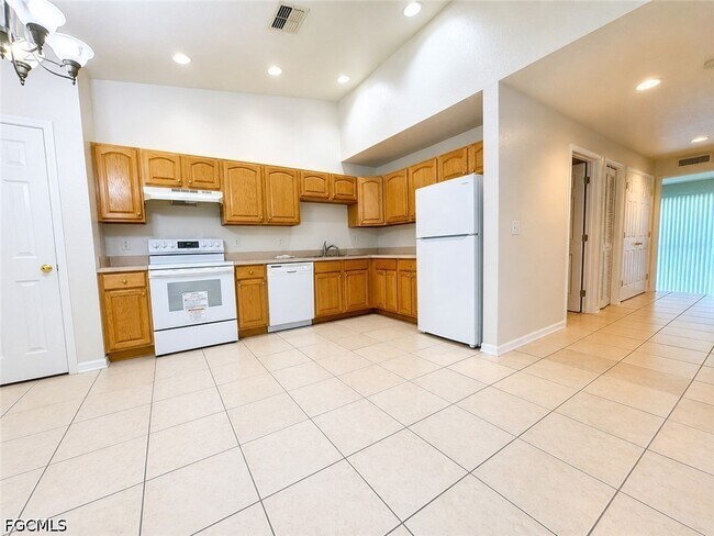 Foto del edificio - 4719 22nd St SW