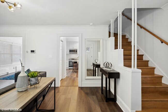 Foto del edificio - 317 Maple Ave