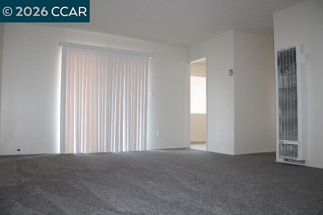 Foto del edificio - 615 Lexington Ave