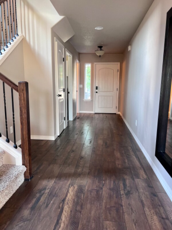 Building Photo - 4491 Corvina St