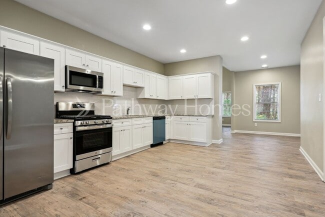 Building Photo - 7407 Woodruff Way